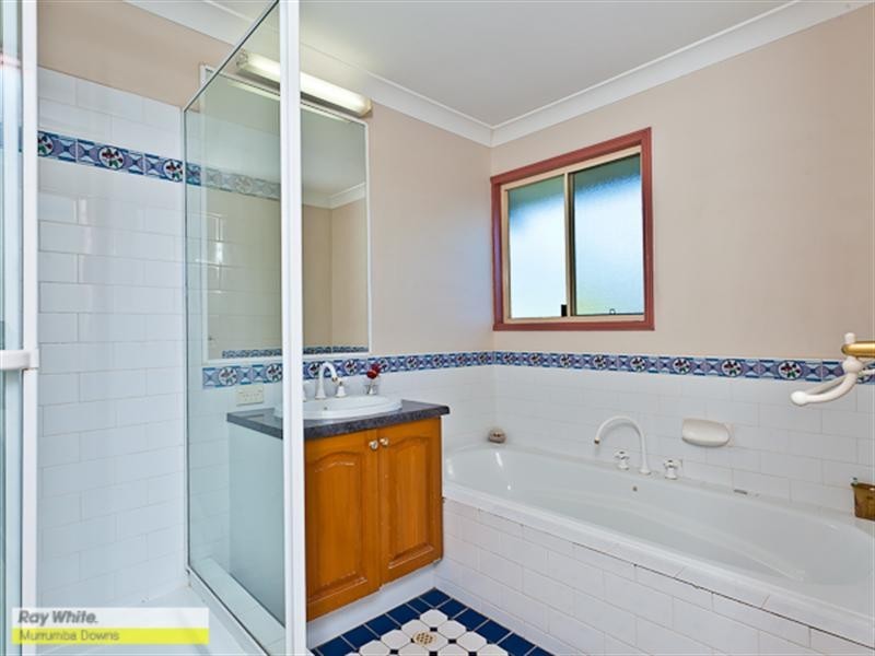 8 Tavistock Crescent, Murrumba Downs QLD 4503