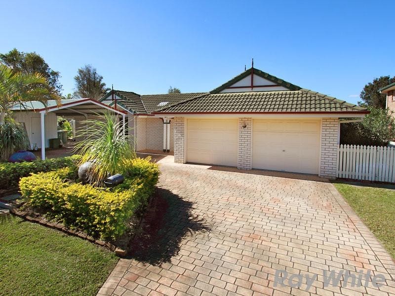 31 Castle Hill Drive, Murrumba Downs QLD 4503