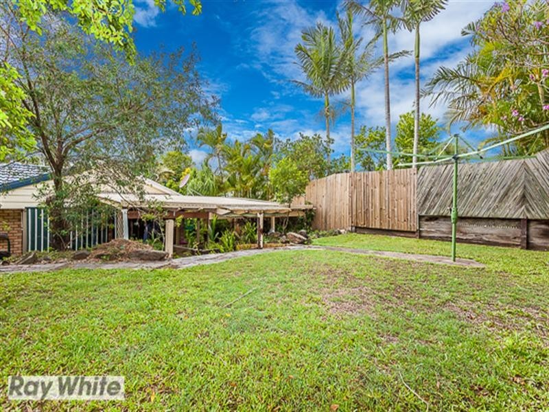 25 Macquarie Drive, Petrie QLD 4502