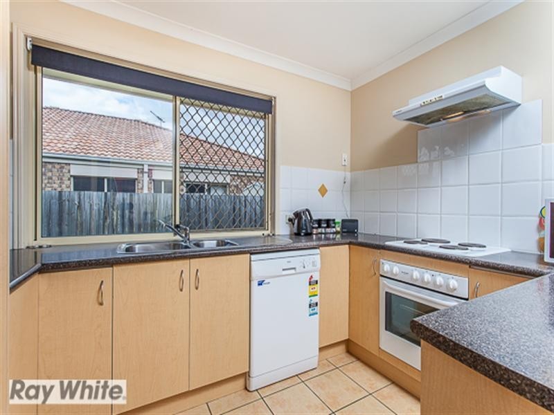 Meadowbrook QLD 4131