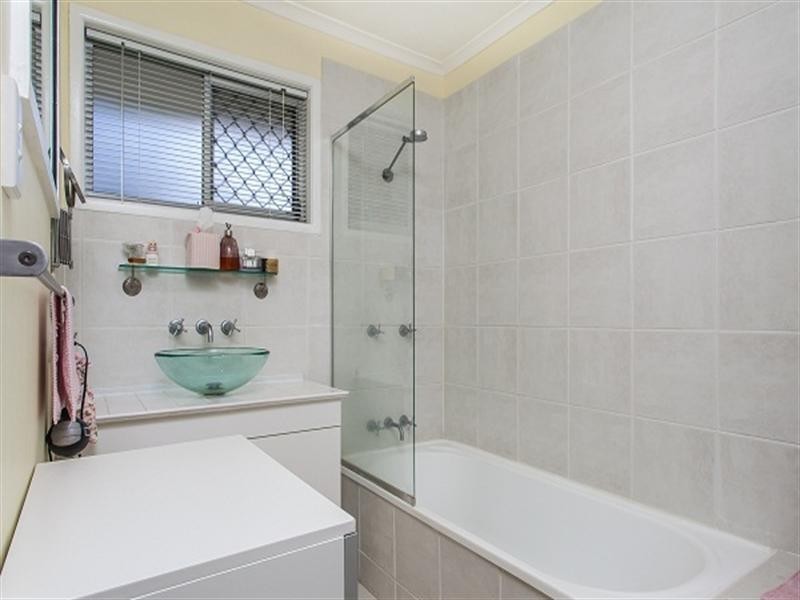 20 Paul Street, Kallangur QLD 4503