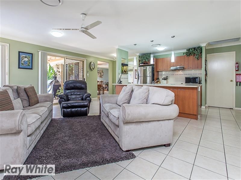 45 Hunter Court, Petrie QLD 4502