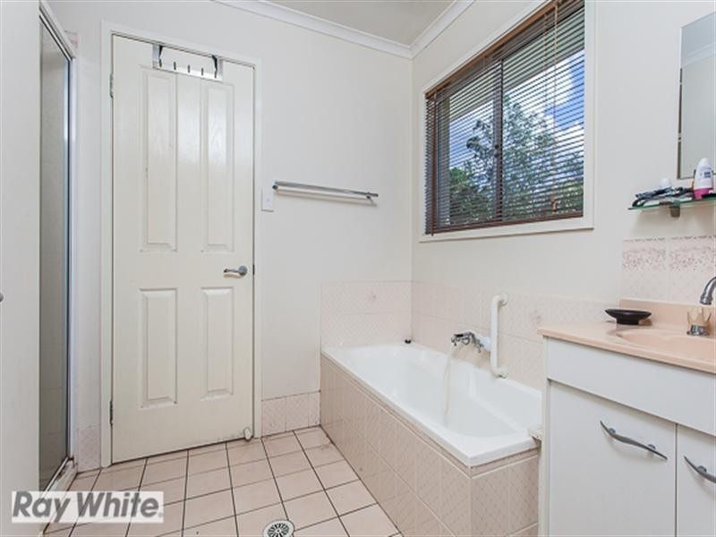 16 Gordons Crossing East Road, Joyner QLD 4500