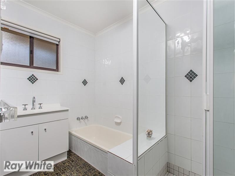 22 Alawara Street, Petrie QLD 4502