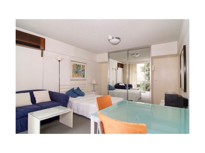 8/68 Roslyn Gardens, Elizabeth Bay NSW 2011