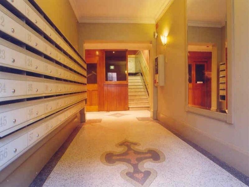 2 Greenknowe Avenue, Elizabeth Bay NSW 2011