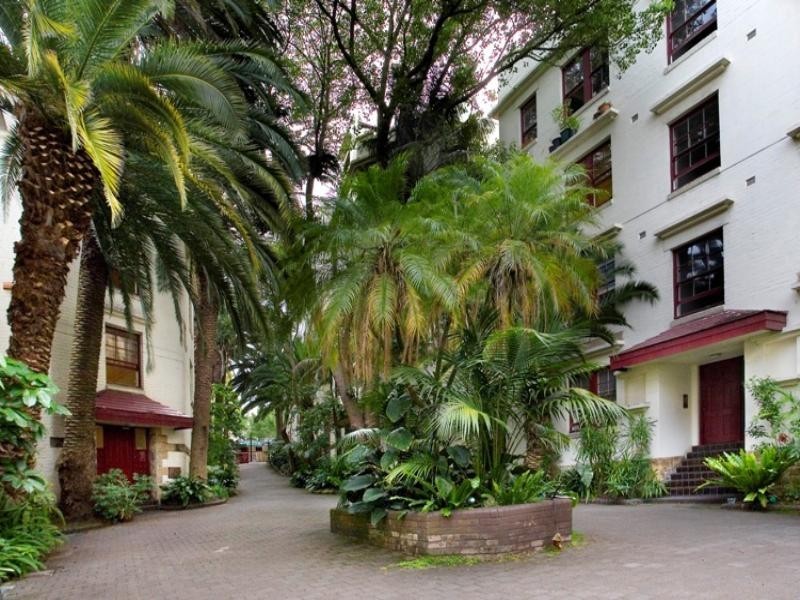 2/42 “Garden Bayswater Road, Rushcutters Bay NSW 2011