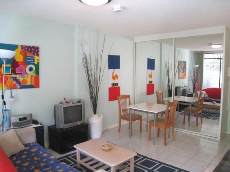 76 Roslyn Gardens, Elizabeth Bay NSW 2011