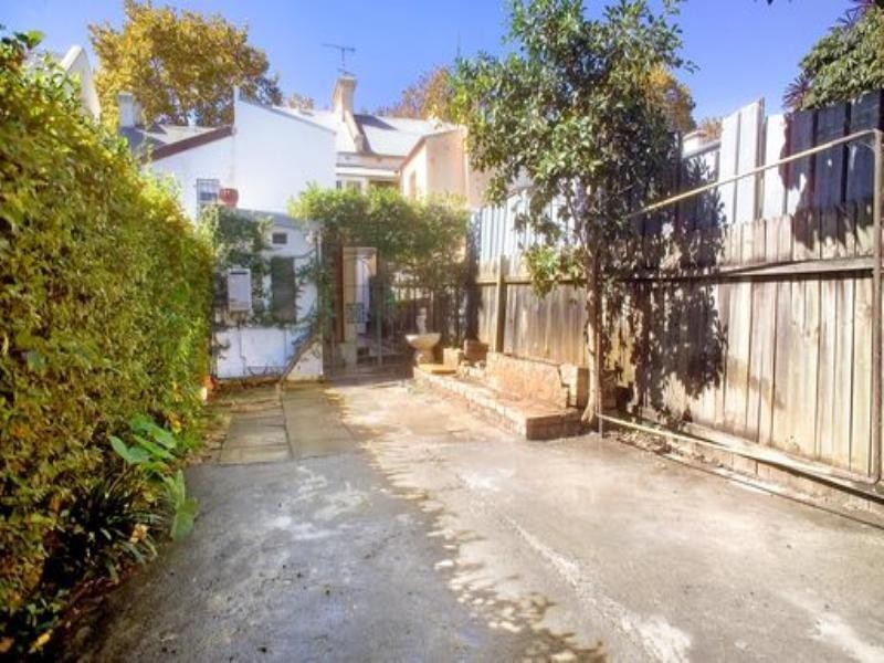 355 South Dowling Street, Darlinghurst NSW 2010