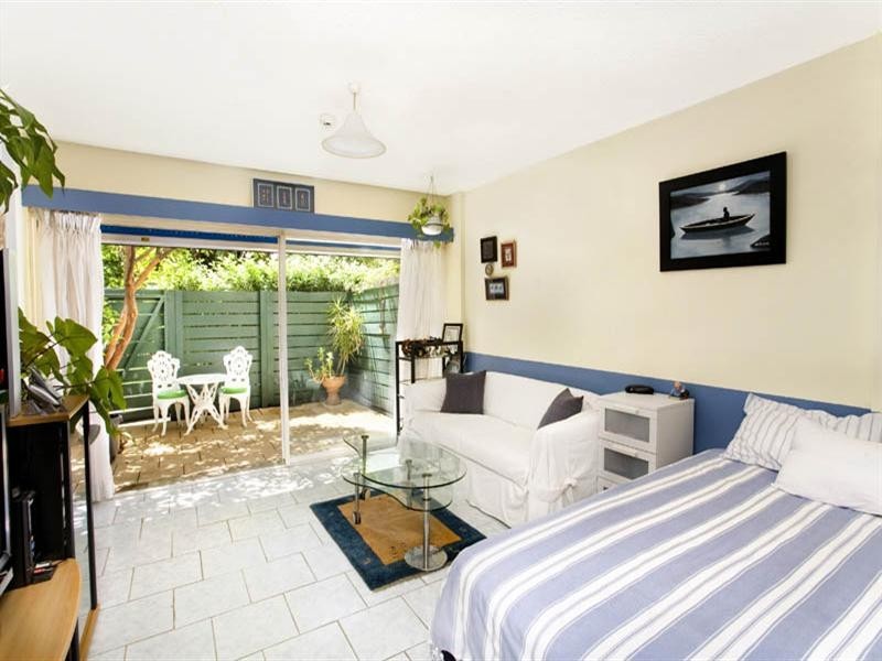 2/50 Roslyn Gardens, Elizabeth Bay NSW 2011