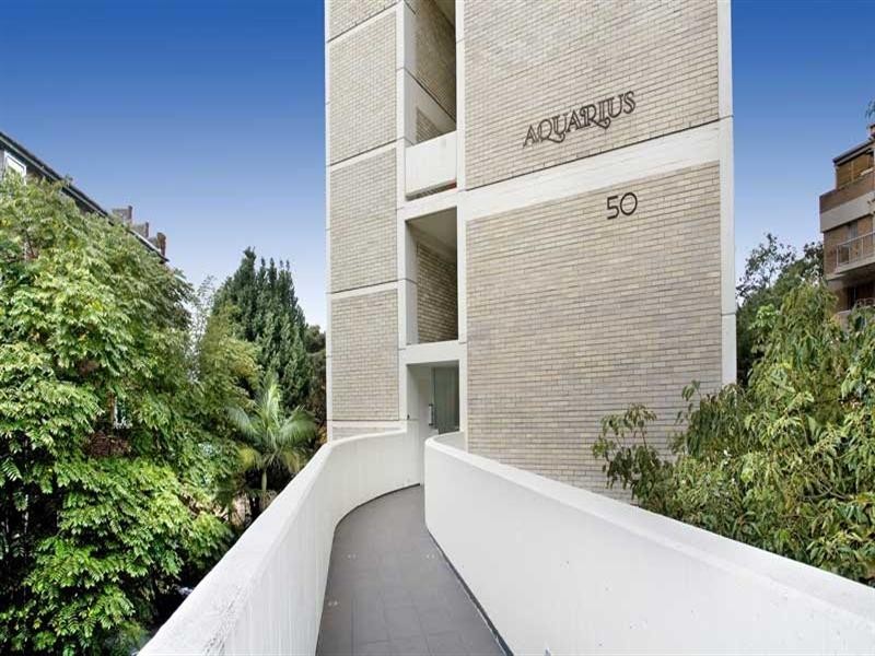 2/50 Roslyn Gardens, Elizabeth Bay NSW 2011
