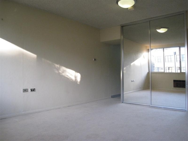 68 Roslyn Gardens, Elizabeth Bay NSW 2011