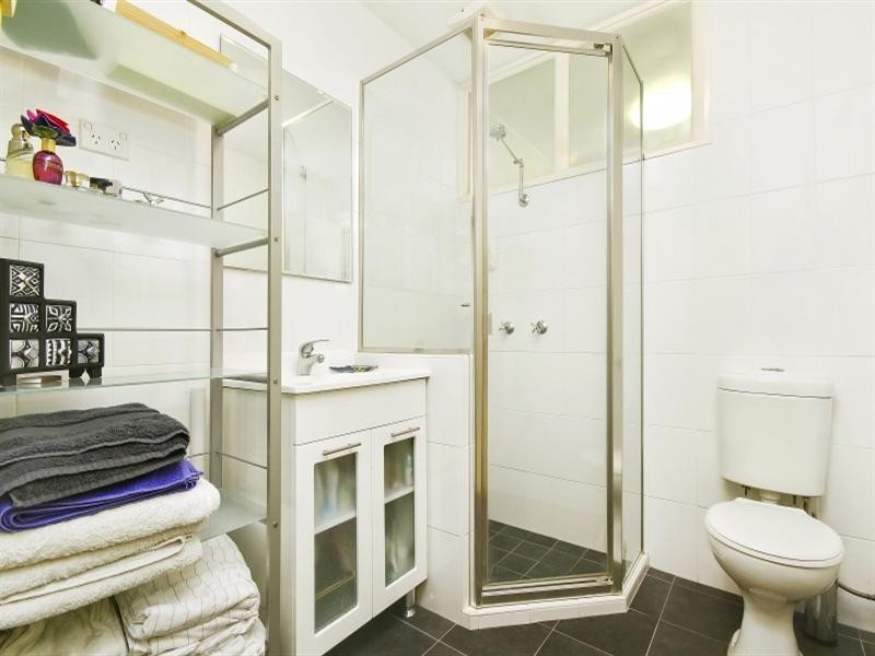 3/2 GREENKNOWE Avenue, Elizabeth Bay NSW 2011