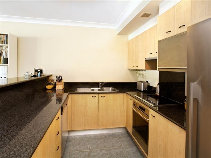 18/23-29 Bourke Street, Woolloomooloo NSW 2011