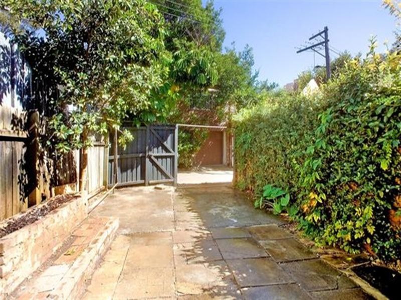 355 South Dowling Street, Darlinghurst NSW 2010