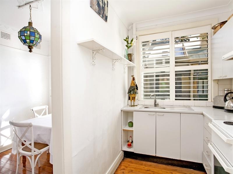 2/96 Brougham Street, Potts Point NSW 2011