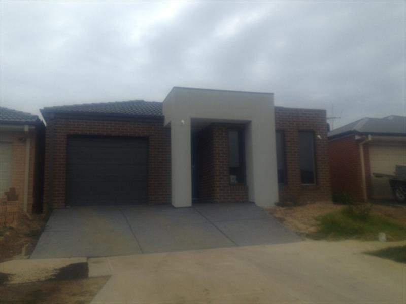 5 Balvicar Way, Mernda VIC 3754