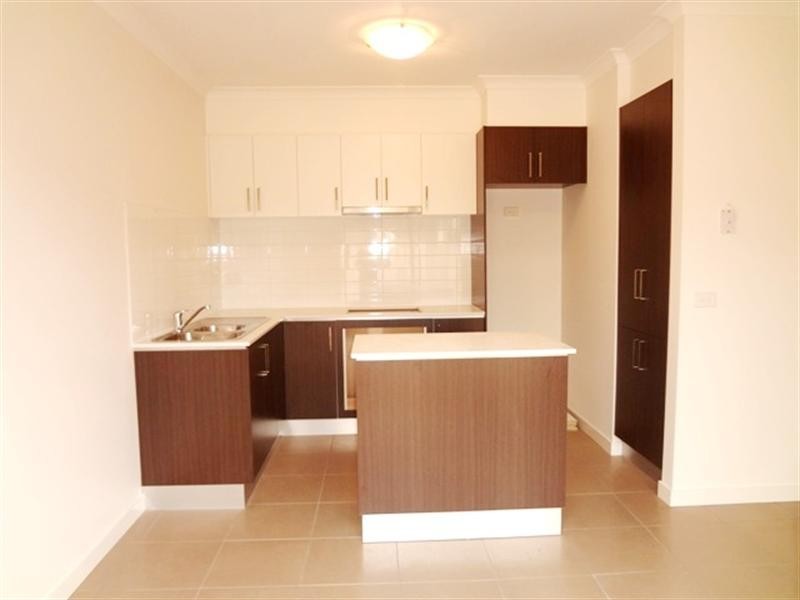 1/19 Young Street, Epping VIC 3076