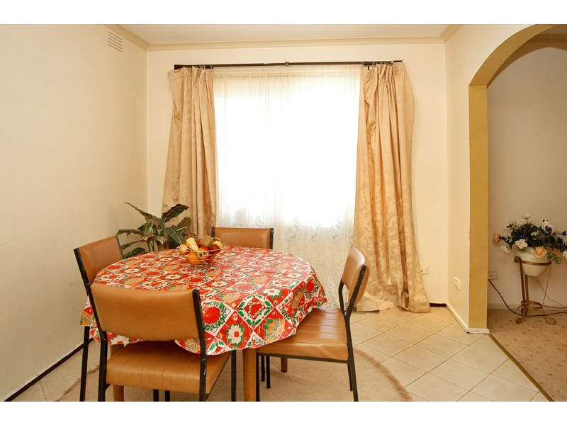 15 Cleveland Street, Thomastown VIC 3074