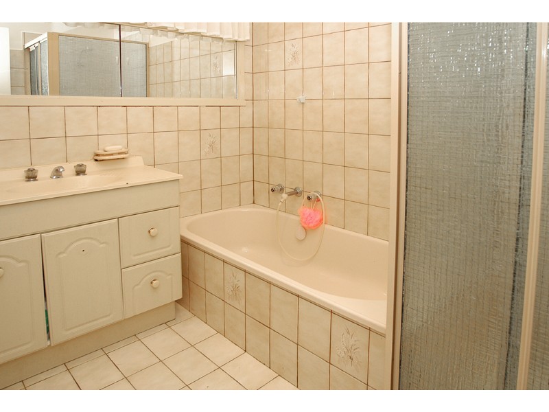 15 Cleveland Street, Thomastown VIC 3074