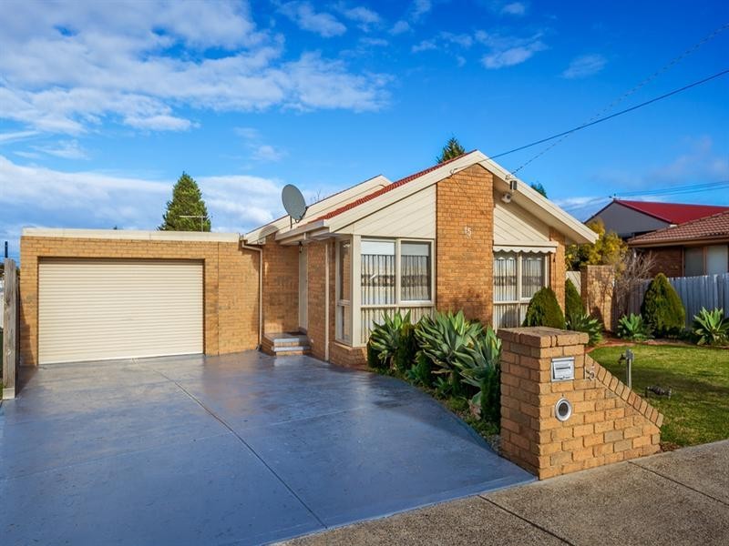 15 Brazil Court, Epping VIC 3076