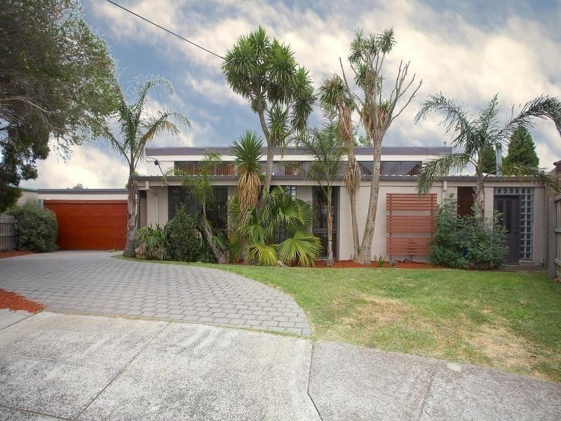 6 Glencoe Court, Epping VIC 3076