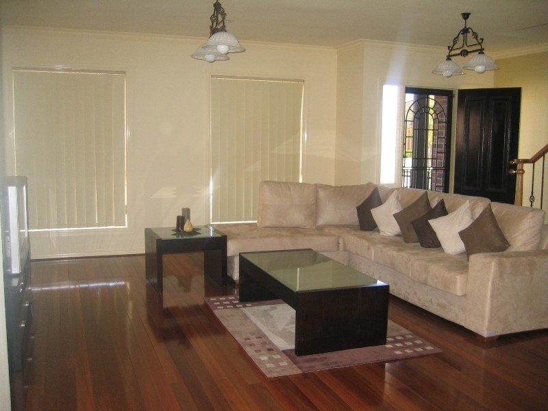 12 Trinity Way, South Morang VIC 3752