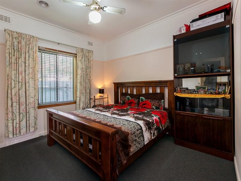 5 Stewart Street, Thomastown VIC 3074