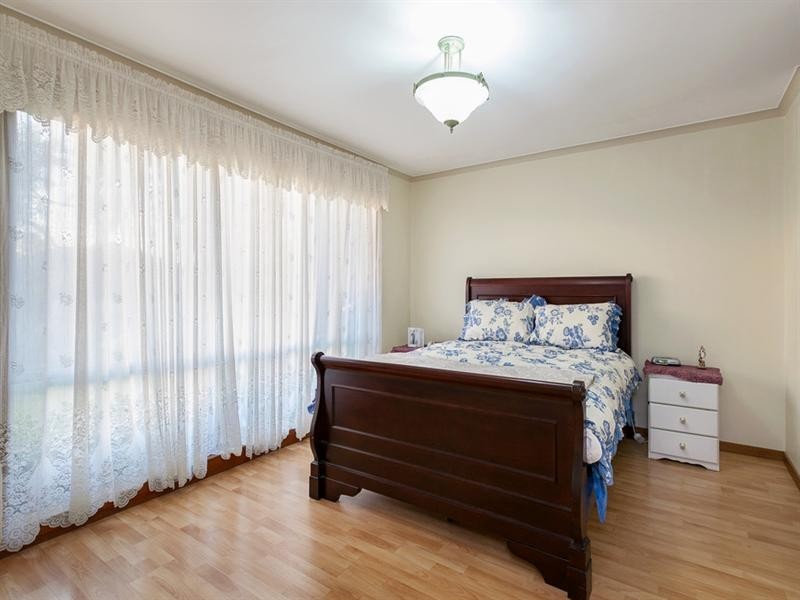 13 Cavesson Court, Epping VIC 3076