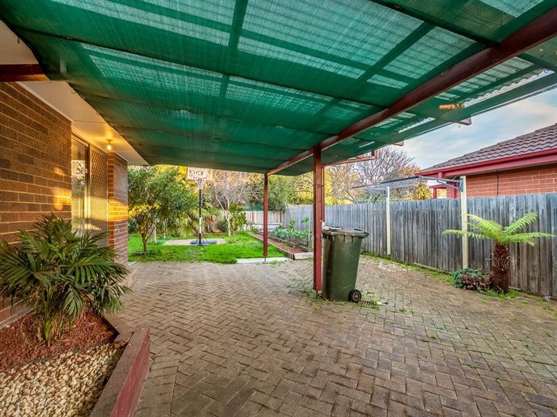 13 Cavesson Court, Epping VIC 3076