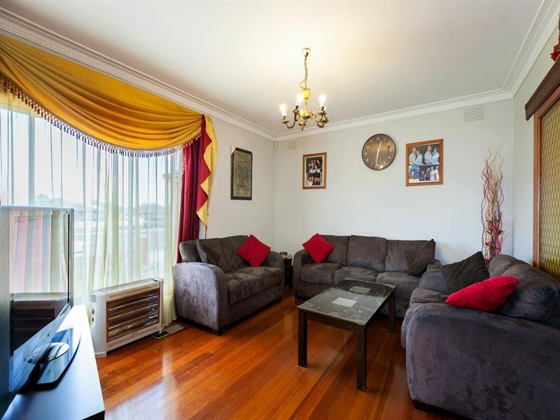 113 Kingsway Drive, Lalor VIC 3075
