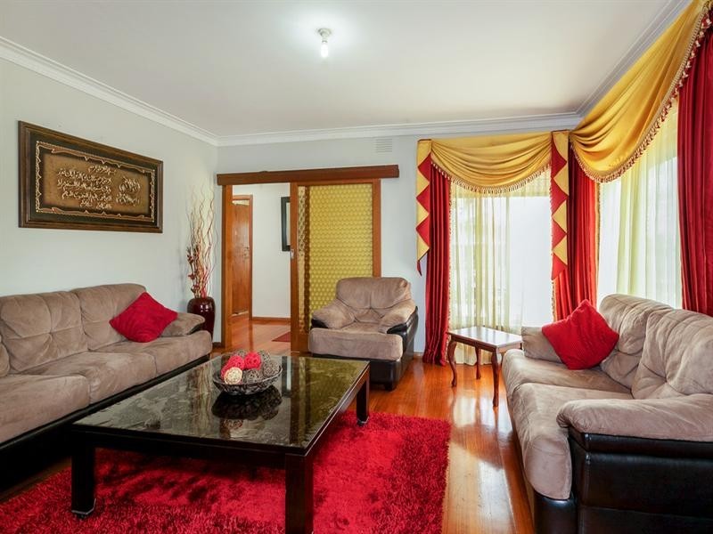 113 Kingsway Drive, Lalor VIC 3075