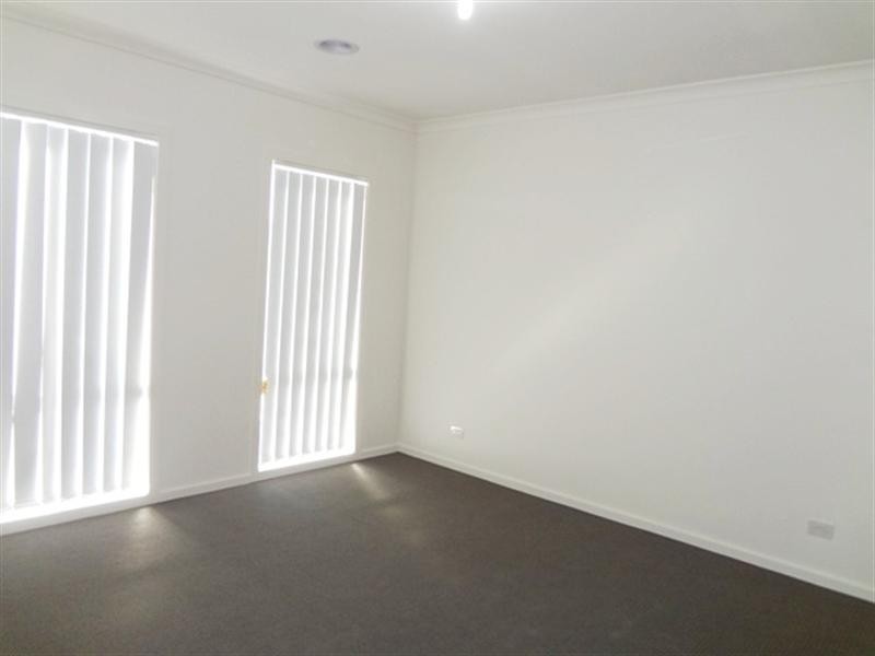 13 Joyfields Place, Wollert VIC 3750