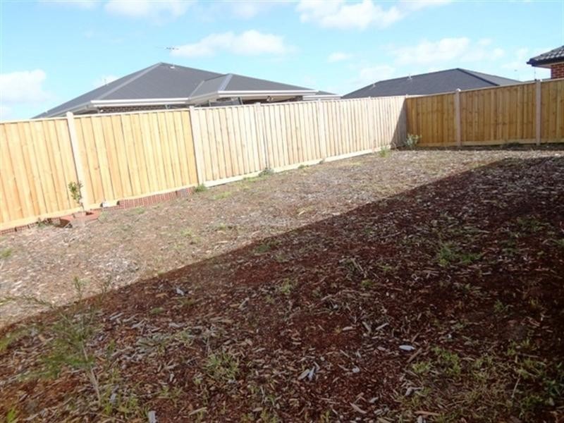 13 Joyfields Place, Wollert VIC 3750