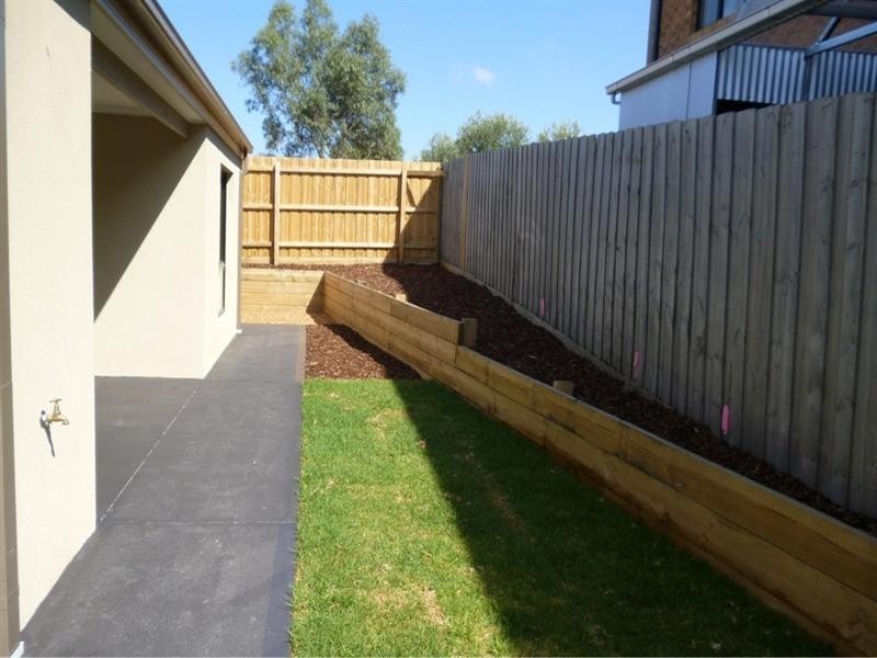 13/12 Kirkland Court, Epping VIC 3076