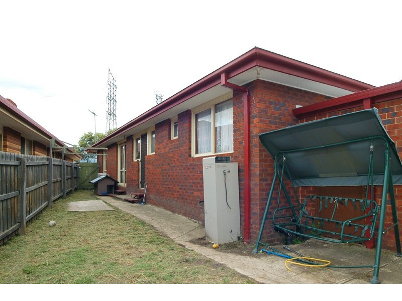 1 Radiata Court, Mill Park VIC 3082
