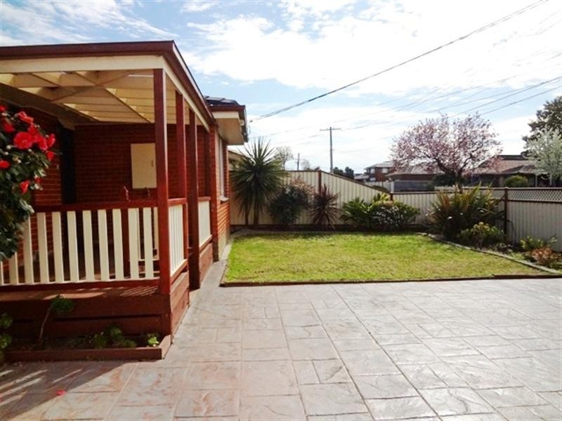 13 Michael Street, Lalor VIC 3075
