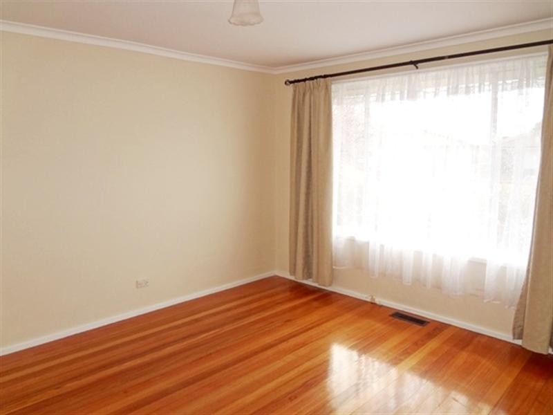13 Michael Street, Lalor VIC 3075