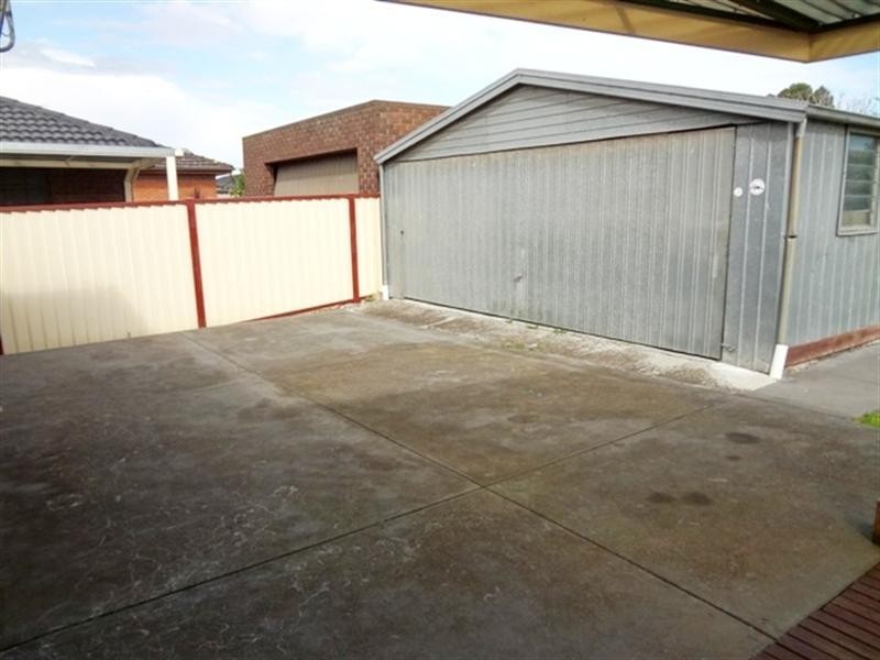 13 Michael Street, Lalor VIC 3075