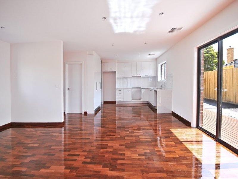 1, 3 and 4/2 Elm Street, Thomastown VIC 3074