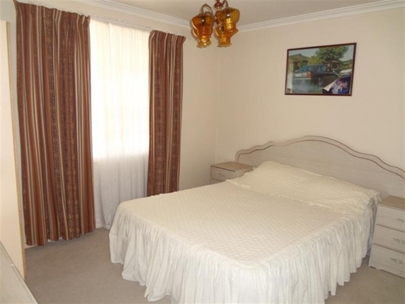 11 Kalara Close, Lalor VIC 3075