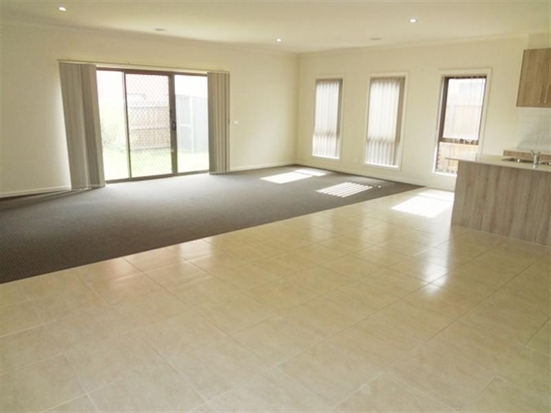 7 Skeeter Drive, Mernda VIC 3754