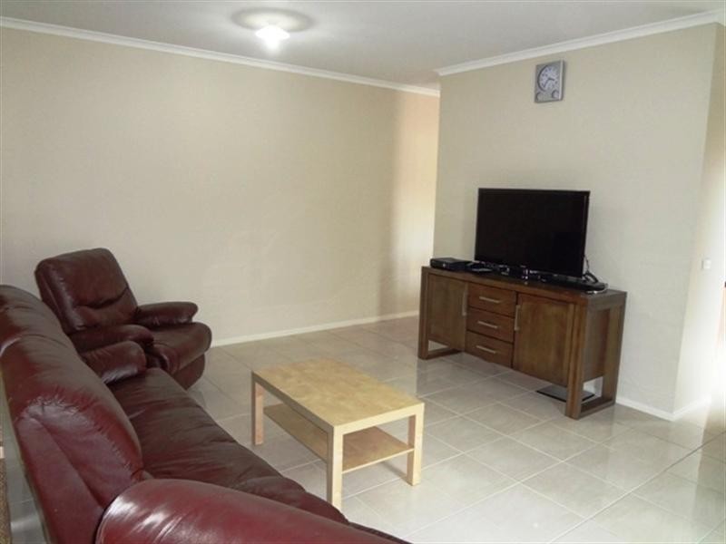 21 Crimson Crescent, Epping VIC 3076