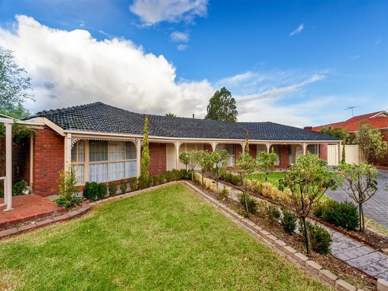 13-15 Paul Crescent, Epping VIC 3076