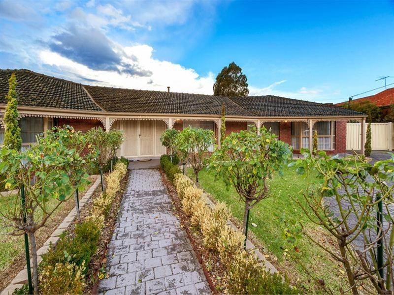 13-15 Paul Crescent, Epping VIC 3076