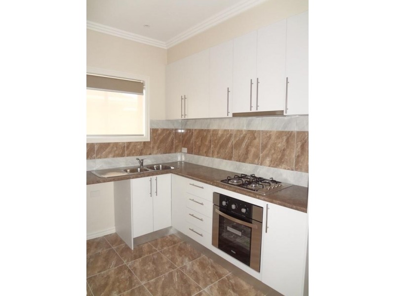 2/846 High Street, Epping VIC 3076