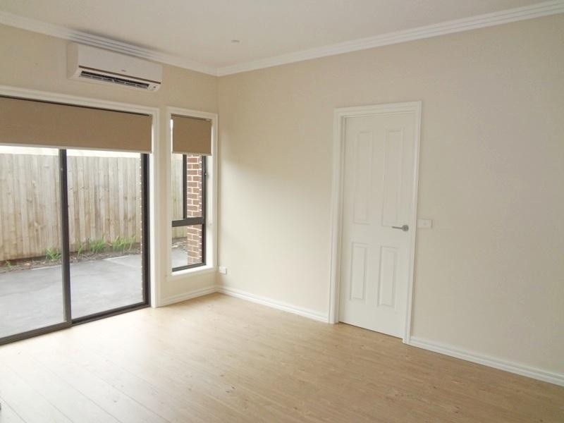 2/846 High Street, Epping VIC 3076