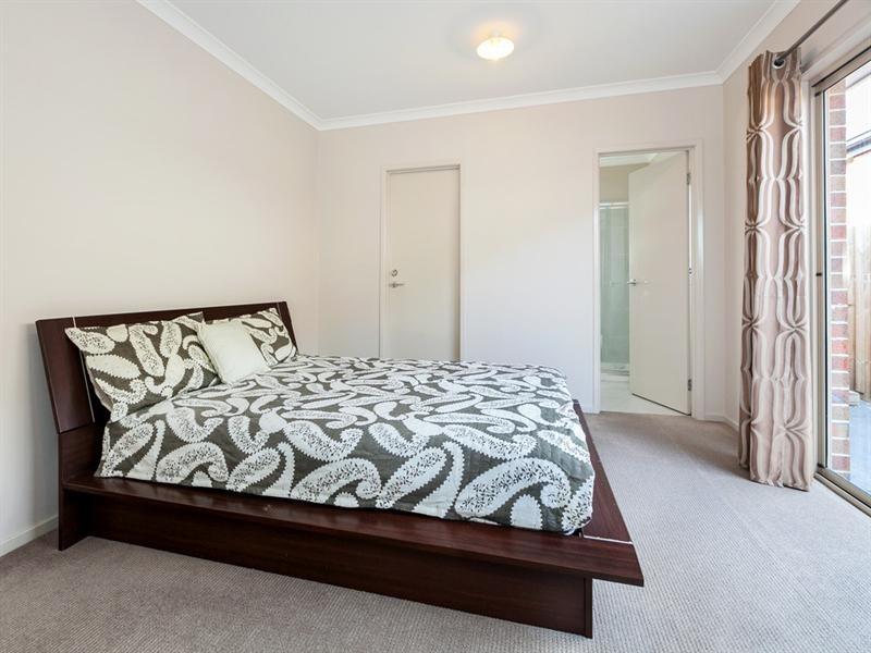 2 Trood Place, Epping VIC 3076