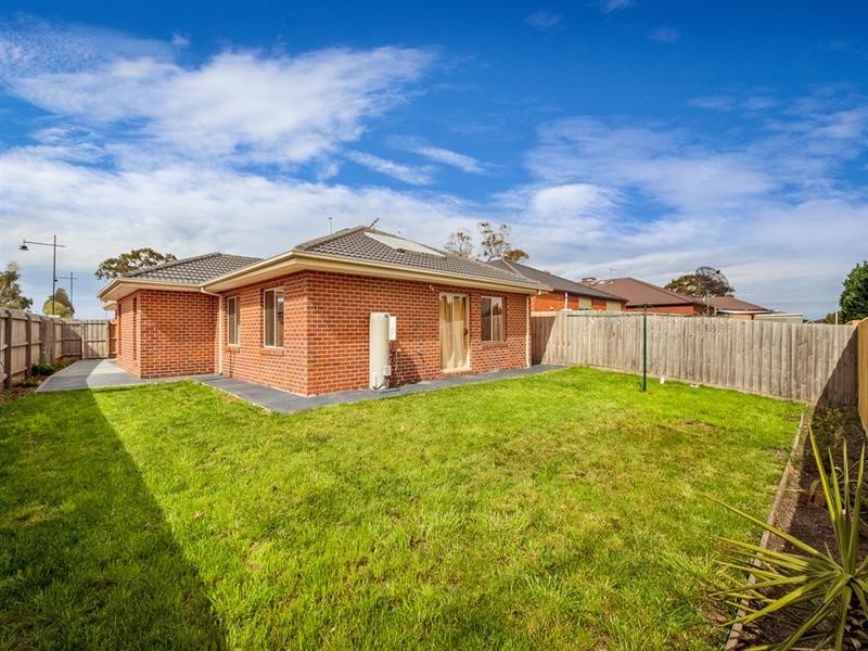 2 Trood Place, Epping VIC 3076