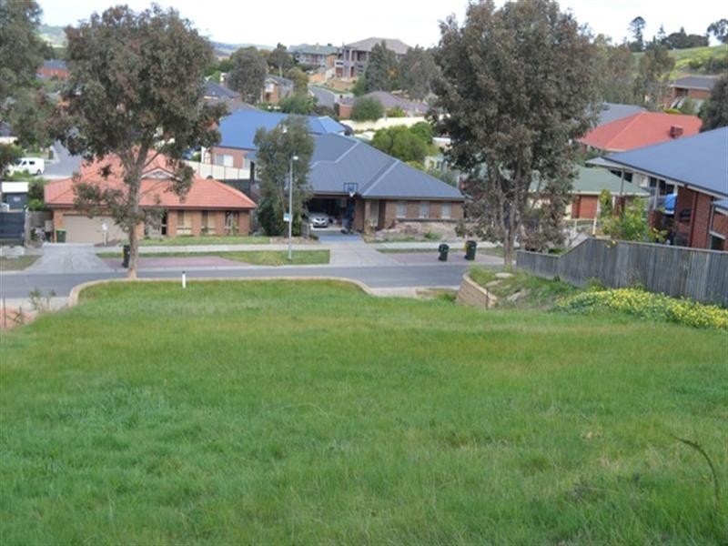 39 Lorikeet Crescent, Whittlesea VIC 3757